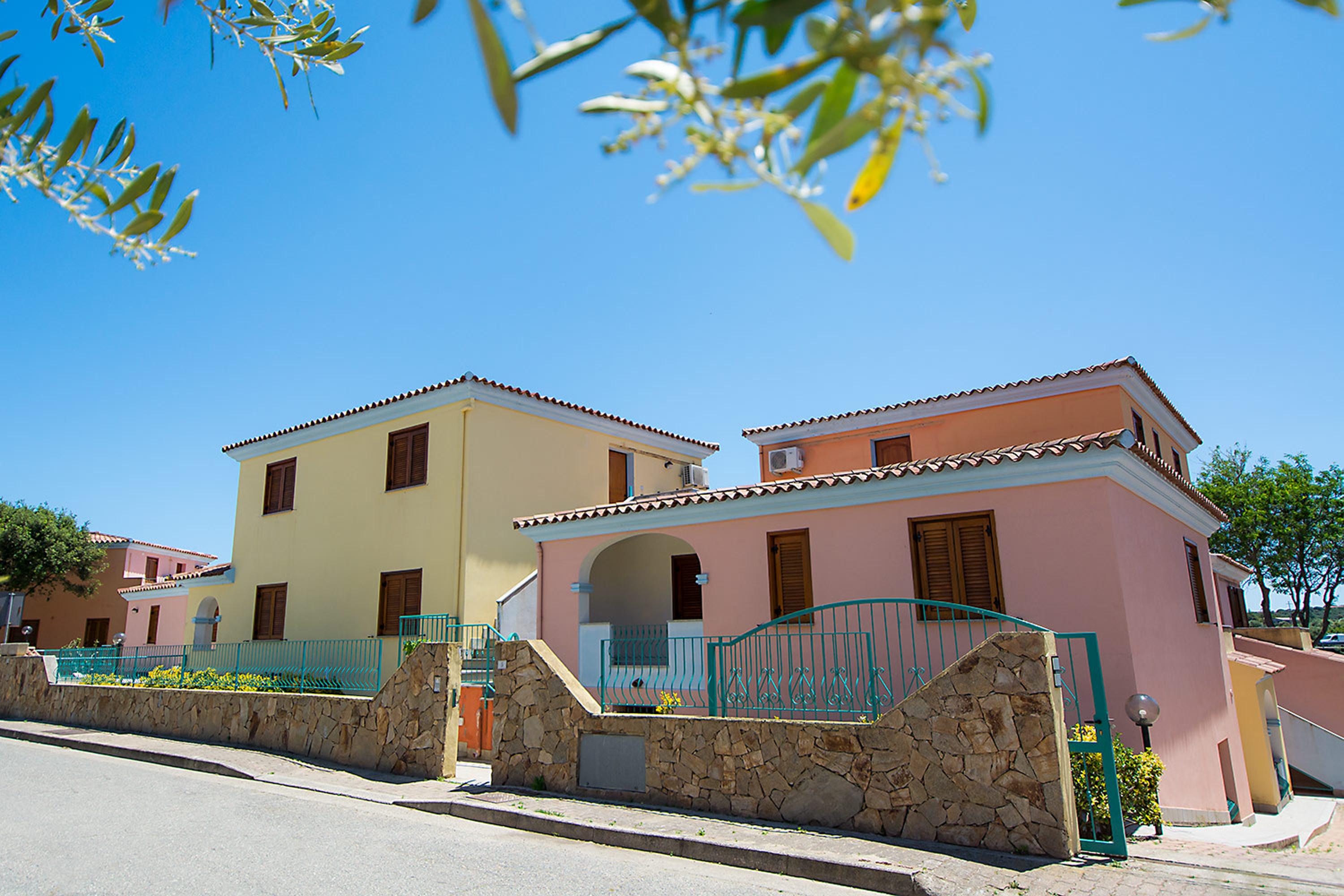 Residence Cala Viola Cala Liberotto Exteriör bild