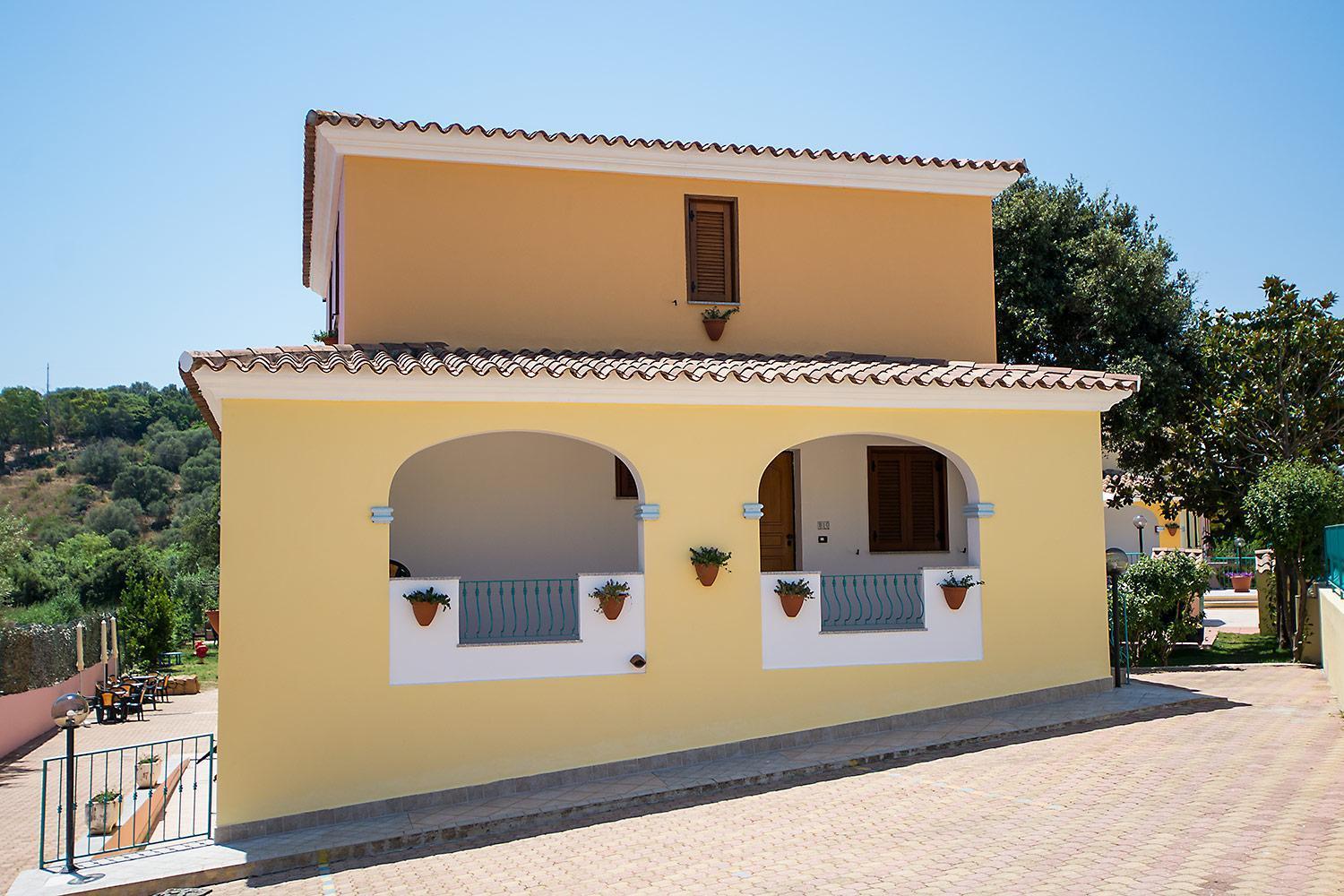 Residence Cala Viola Cala Liberotto Exteriör bild